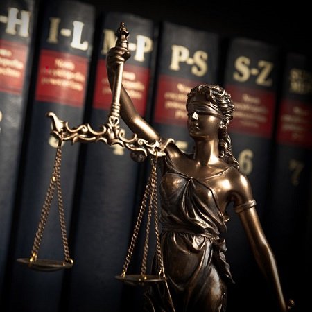 Muna Law Firm – Staging